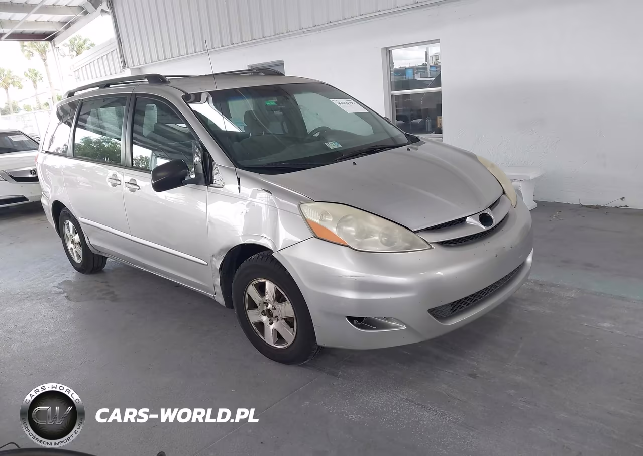 2007 Toyota Sienna Ce – zdjęcie 1 z 11