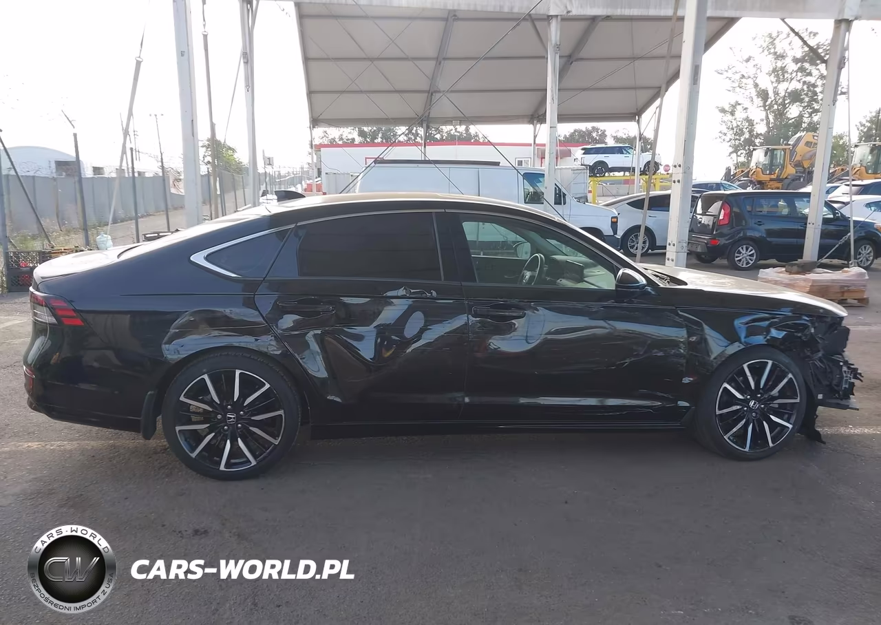 2023 Honda Accord Hybrid Touring VIN:1HGCY2F8XPA054491 - 14