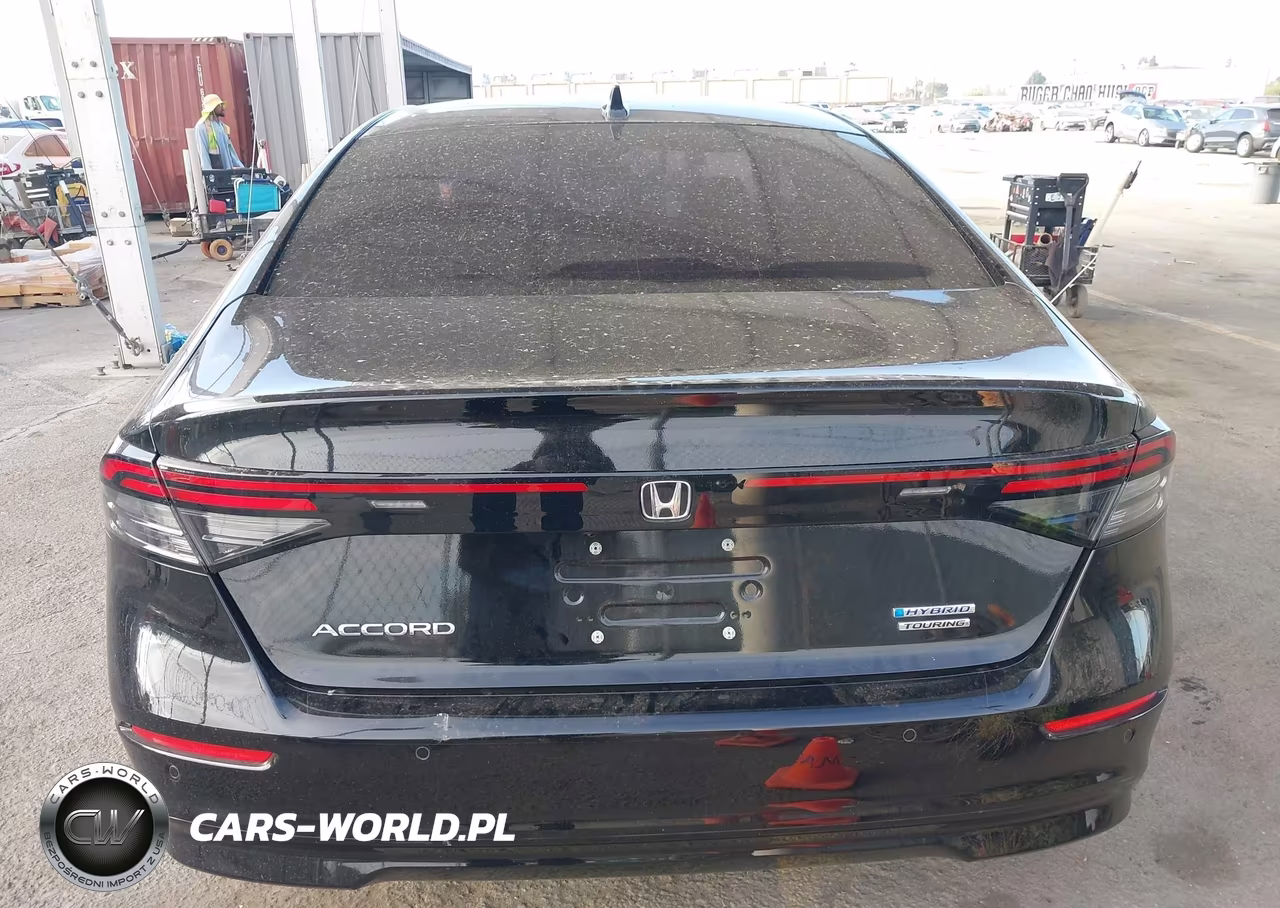 2023 Honda Accord Hybrid Touring VIN:1HGCY2F8XPA054491 - 17