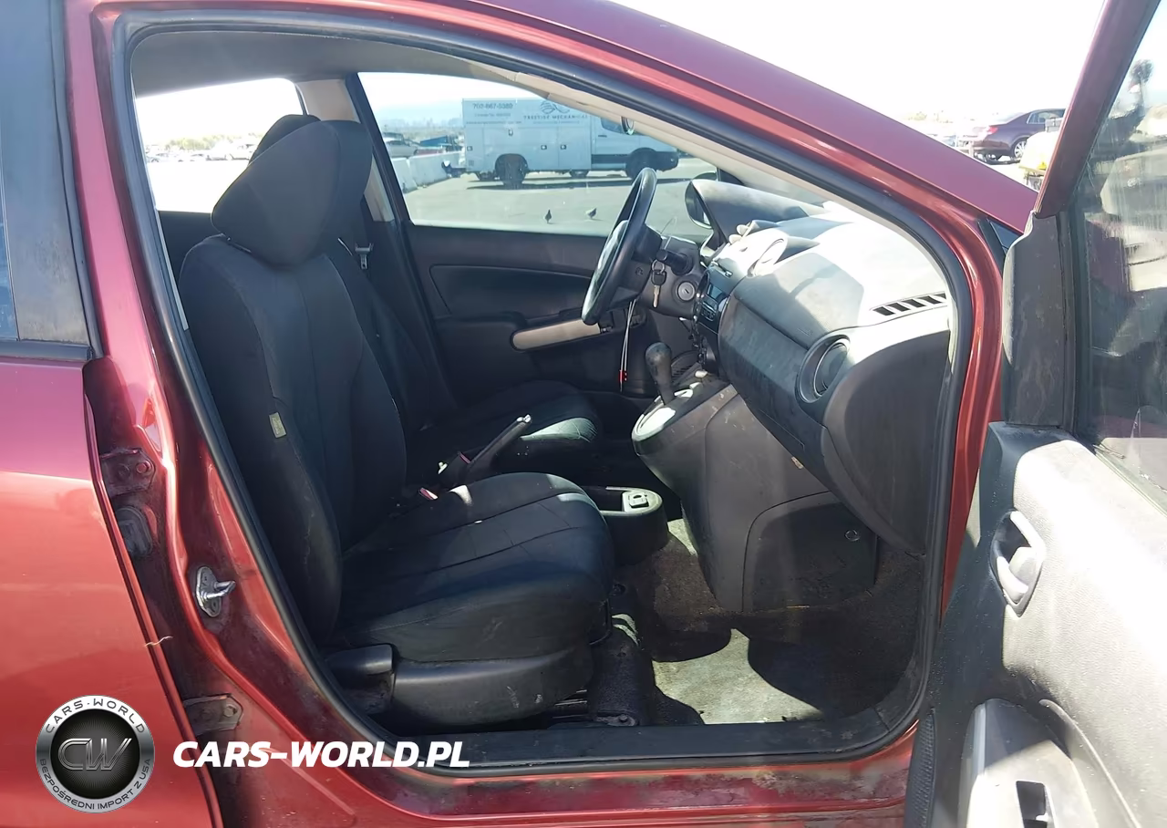 2014 Mazda Mazda2 Sport VIN:JM1DE1KY1E0173464 - 5