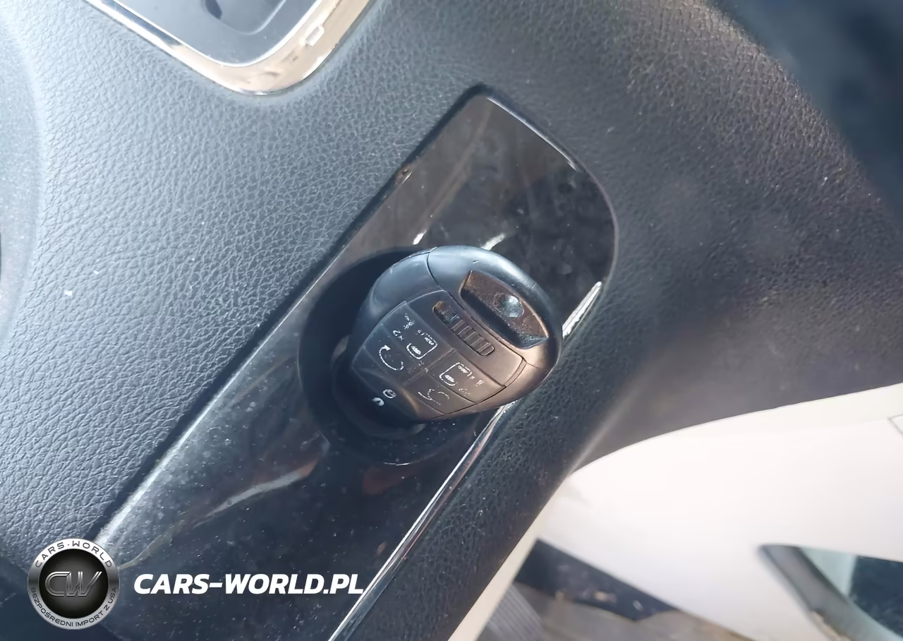 2011 Chrysler Town & Country Limited VIN:2A4RR6DG4BR764184 - 11