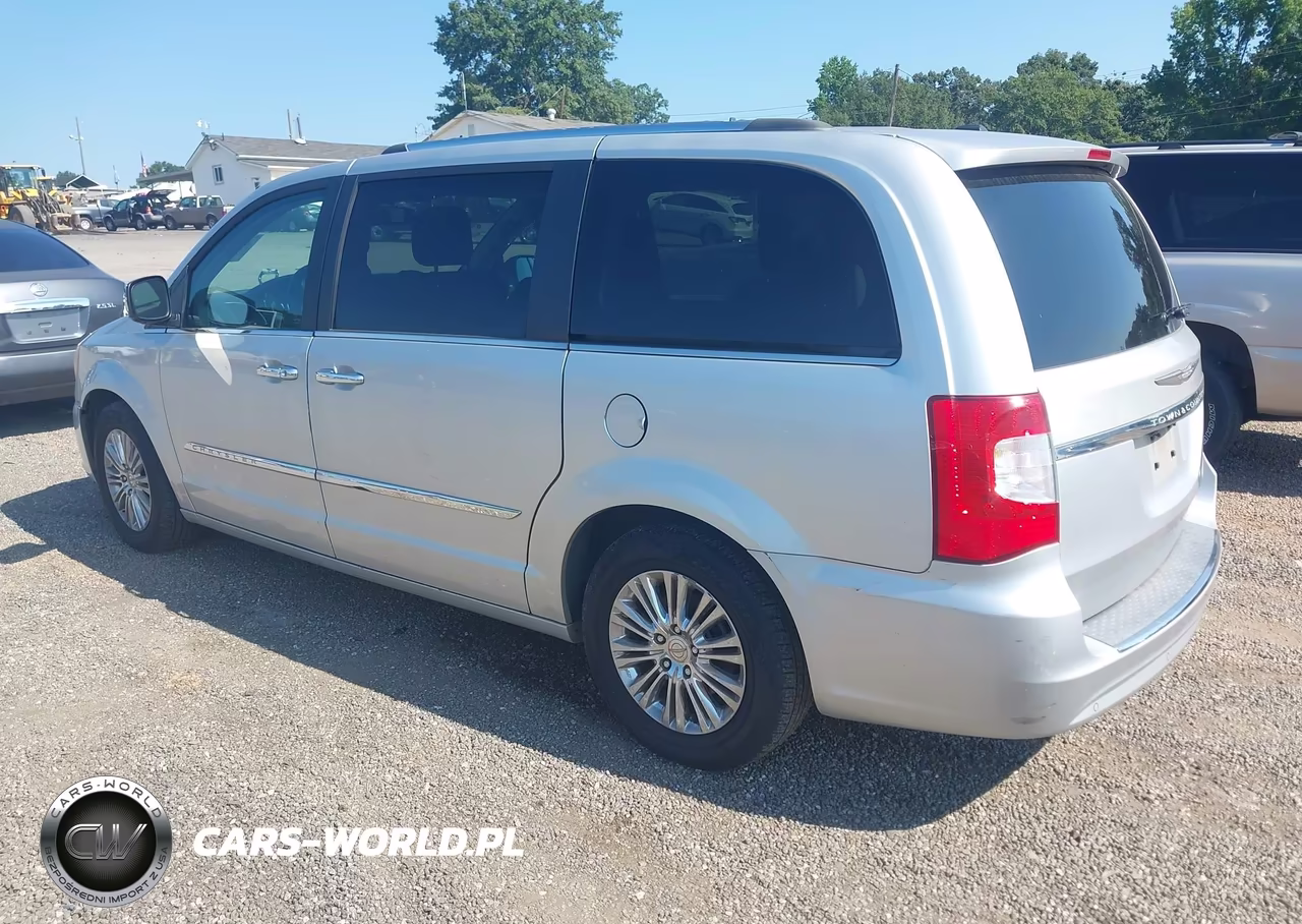 2011 Chrysler Town & Country Limited VIN:2A4RR6DG4BR764184 - 3