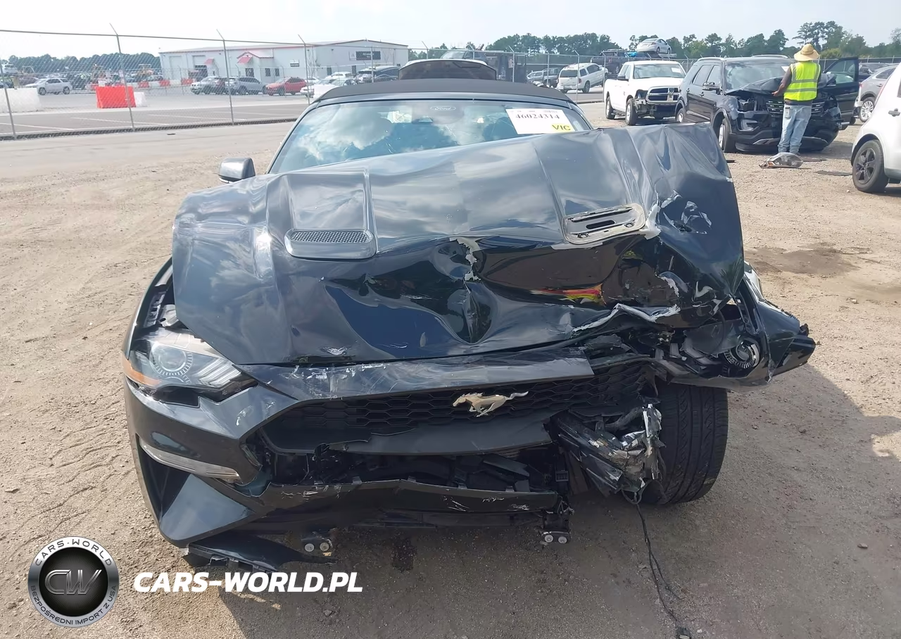 2022 Ford Mustang Ecoboost Premium VIN:1FATP8UH1N5121711 - 13