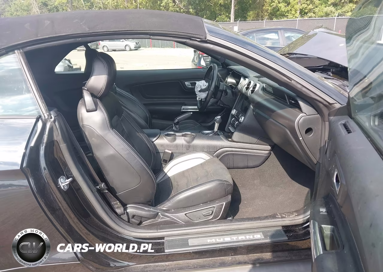 2022 Ford Mustang Ecoboost Premium VIN:1FATP8UH1N5121711 - 5
