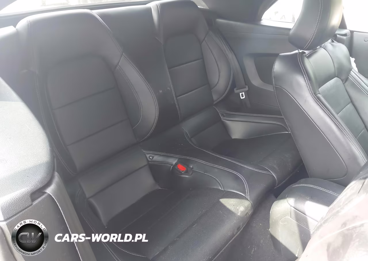 2022 Ford Mustang Ecoboost Premium VIN:1FATP8UH1N5121711 - 8