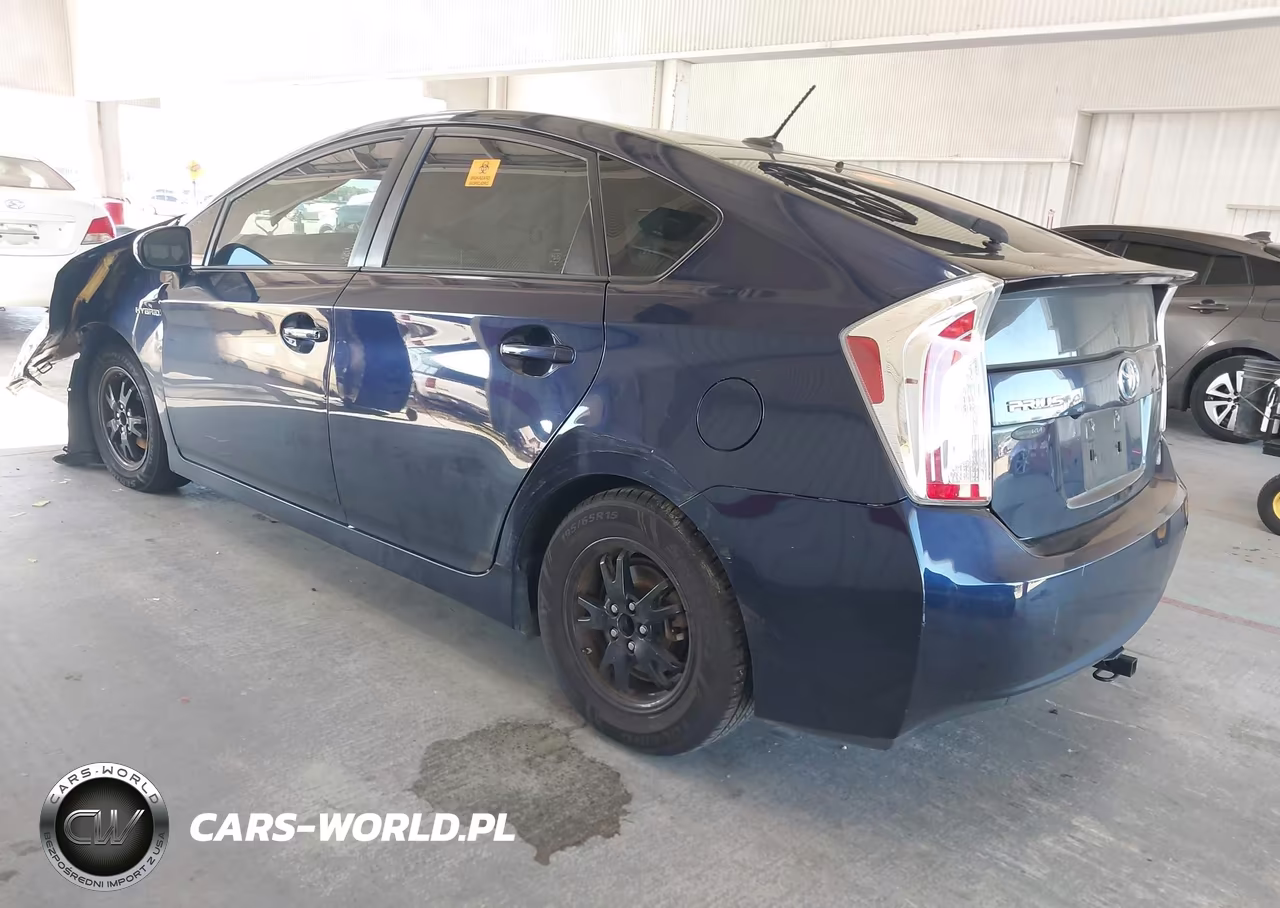 2015 Toyota Prius Four VIN:JTDKN3DU7F0461665 - 3