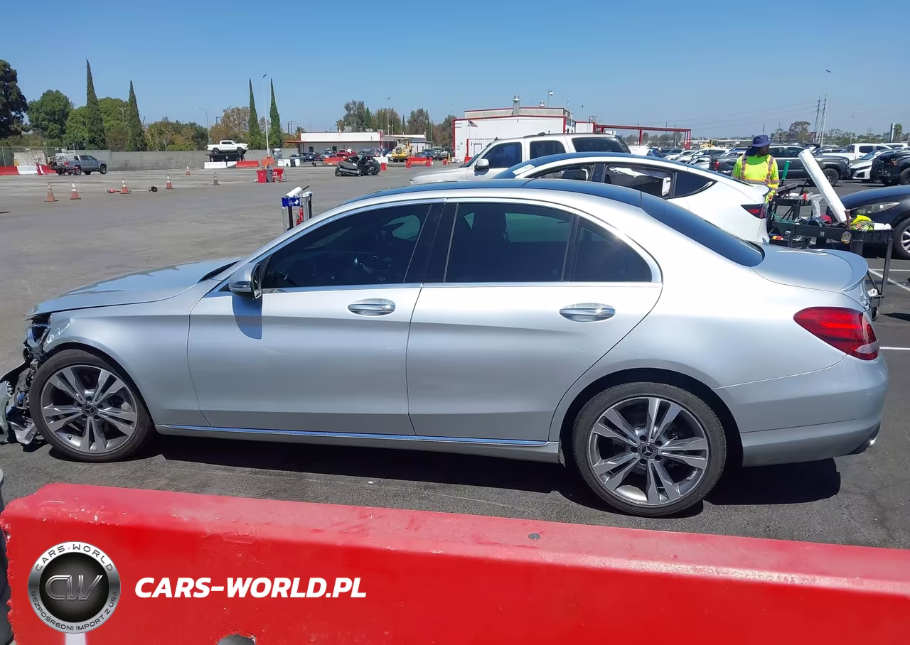 2018 Mercedes-Benz C 300 VIN:WDDWF4JB9JR386761 - 14
