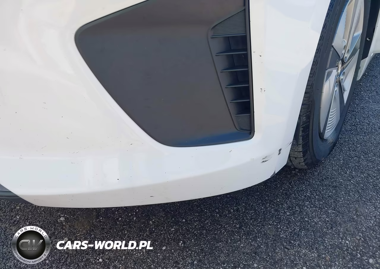 2019 Hyundai Ioniq Hybrid Blue VIN:KMHC65LC3KU159424 - 13
