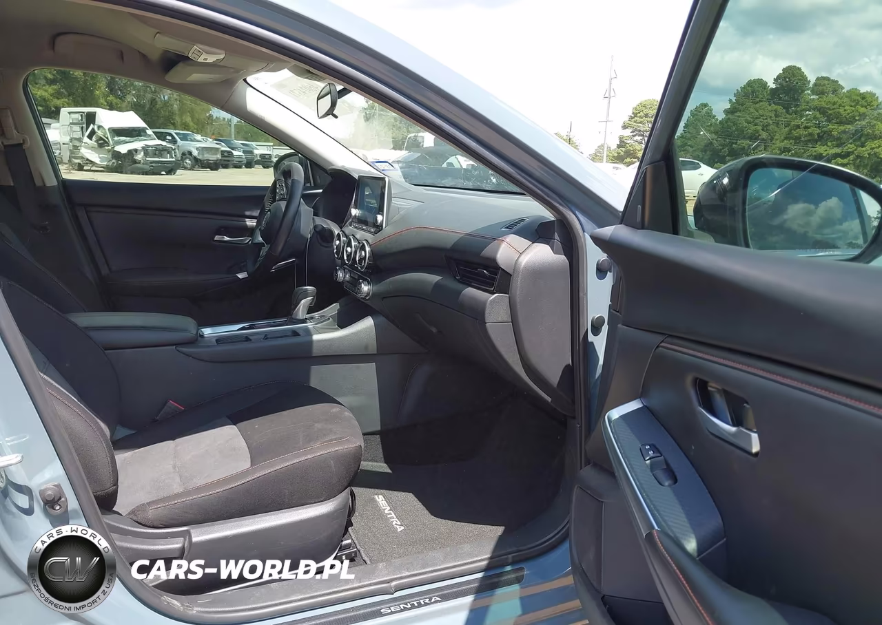 2025 Nissan Sentra Sr VIN:3N1AB8DV8SY207296 - 5