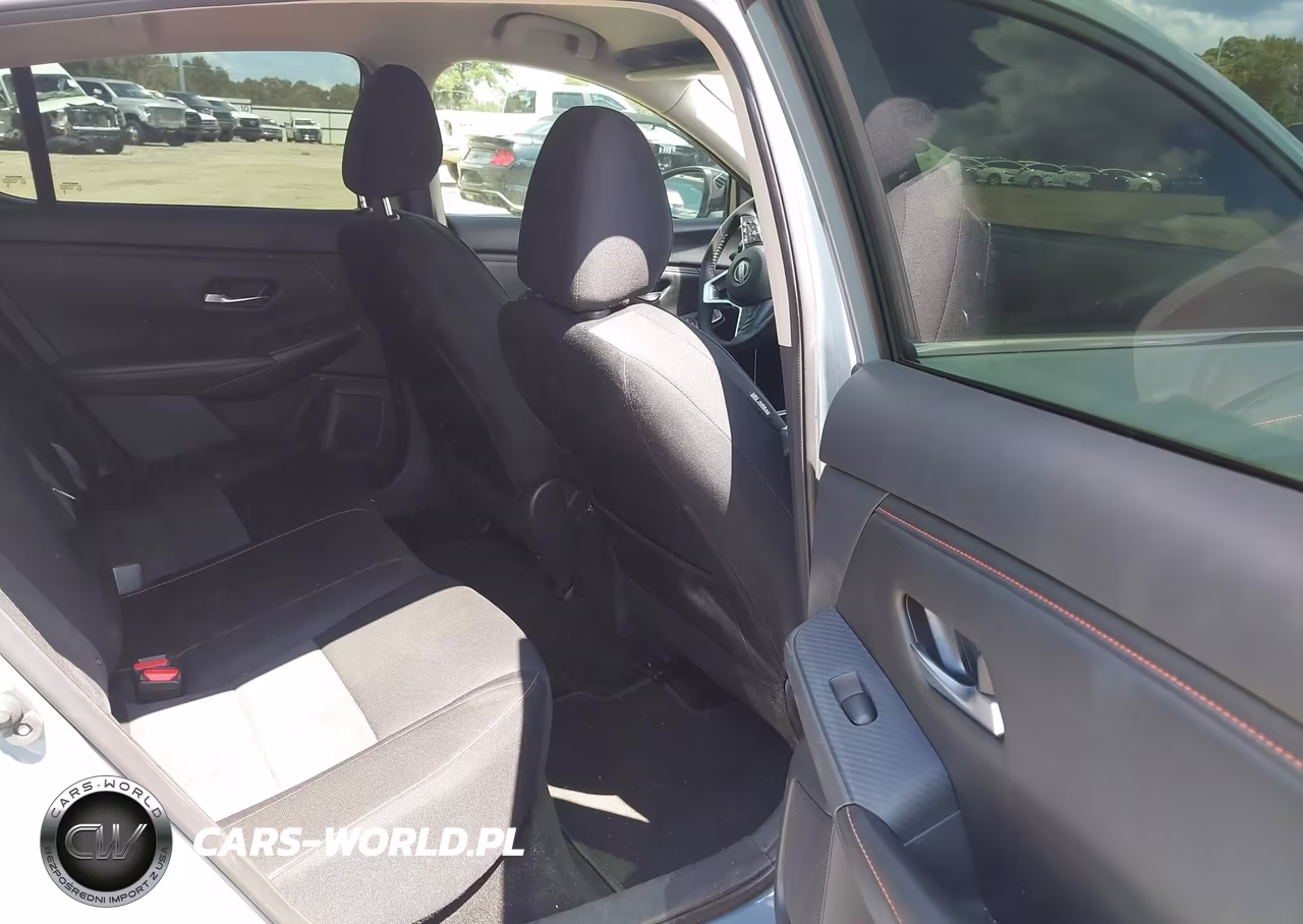 2025 Nissan Sentra Sr VIN:3N1AB8DV8SY207296 - 8