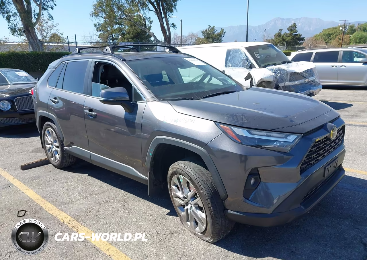2024 Toyota Rav4 Xle Premium