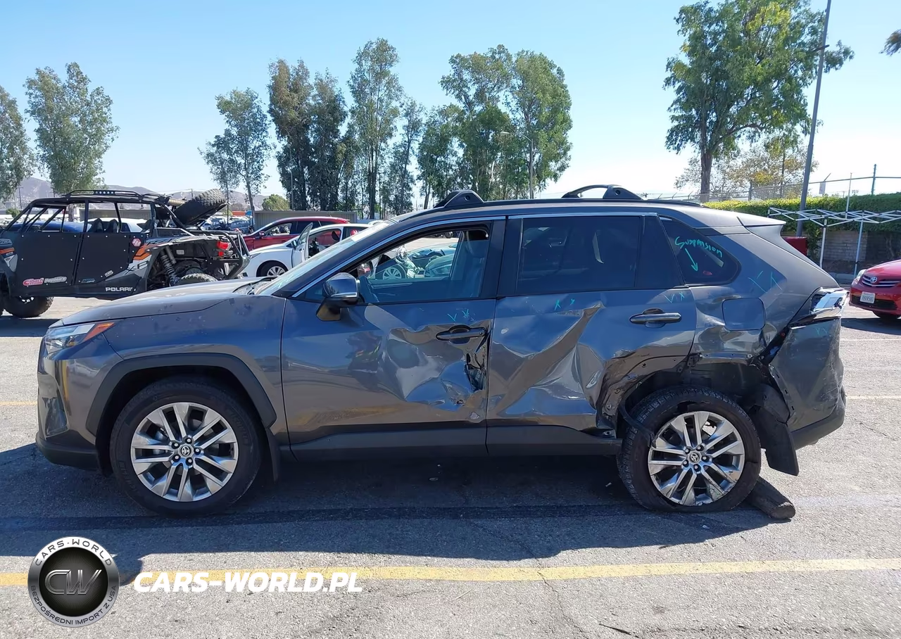 2024 Toyota Rav4 Xle Premium VIN:2T3C1RFV9RC260196 - 14
