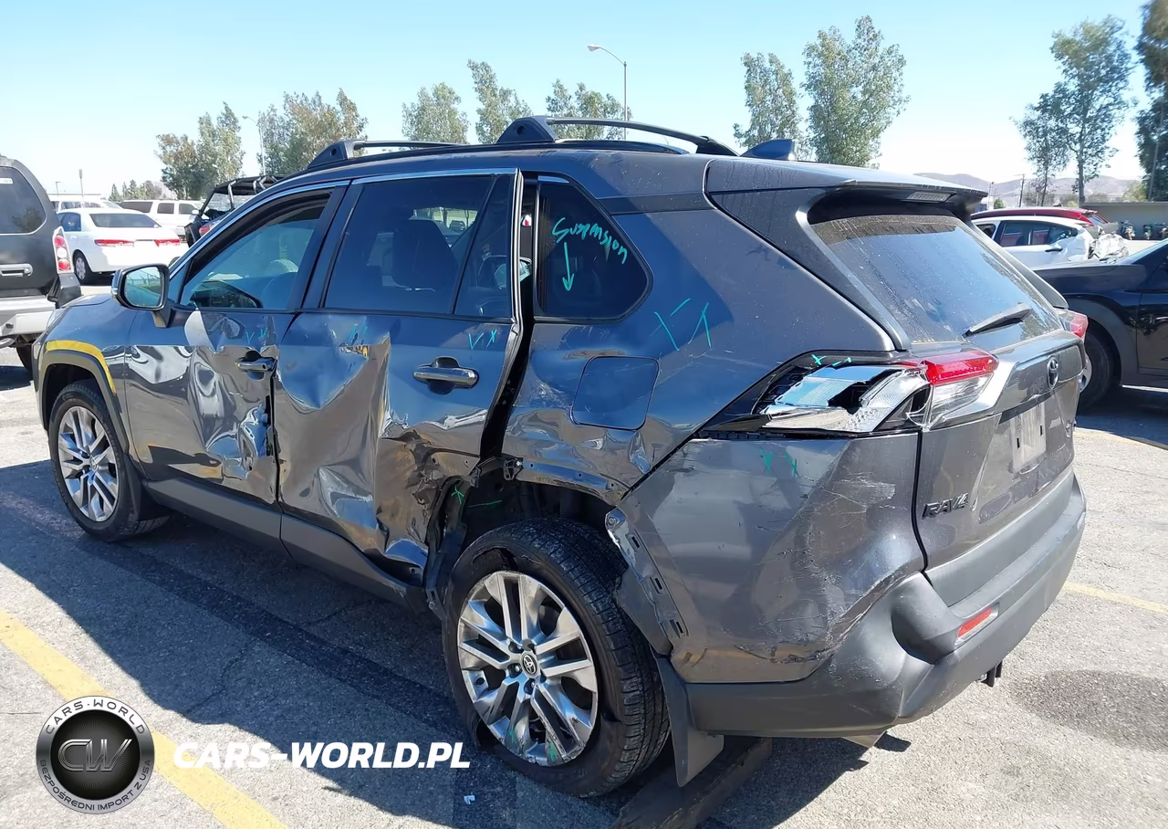 2024 Toyota Rav4 Xle Premium VIN:2T3C1RFV9RC260196 - 3