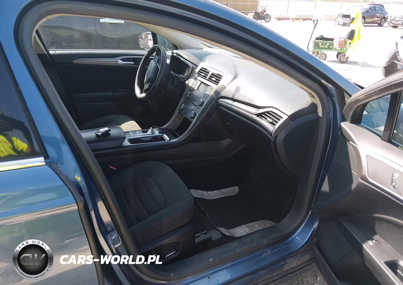 2018 Ford Fusion Hybrid Se VIN:3FA6P0LU7JR268975 - 5