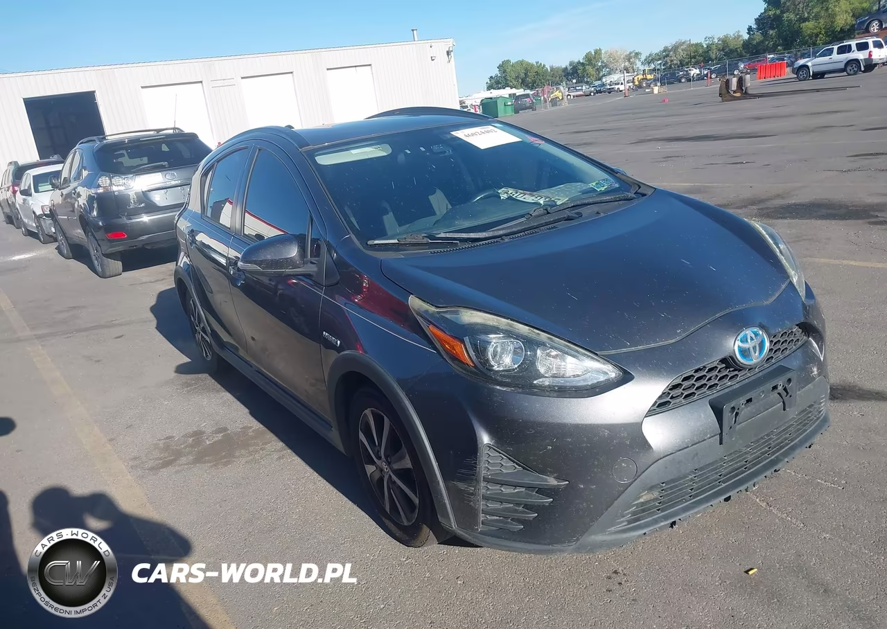 2018 Toyota Prius C Three
