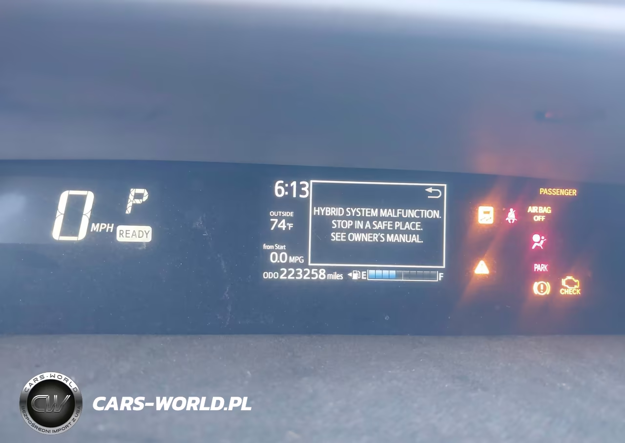2018 Toyota Prius C Three VIN:JTDKDTB37J1614075 - 7