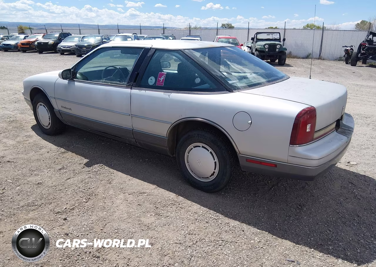 1988 Oldsmobile Cutlass Supreme Sl VIN:1G3WS14W5JD327030 - 3