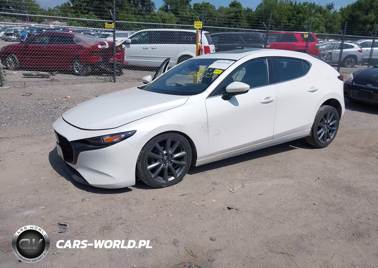 2022 Mazda Mazda3 Preferred VIN:JM1BPALL1N1502758 - 2