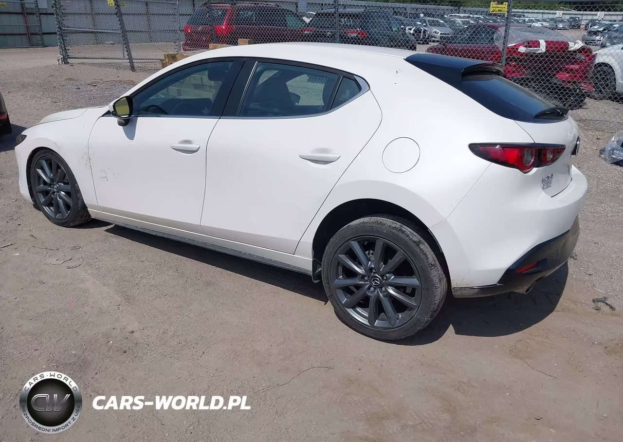 2022 Mazda Mazda3 Preferred VIN:JM1BPALL1N1502758 - 3