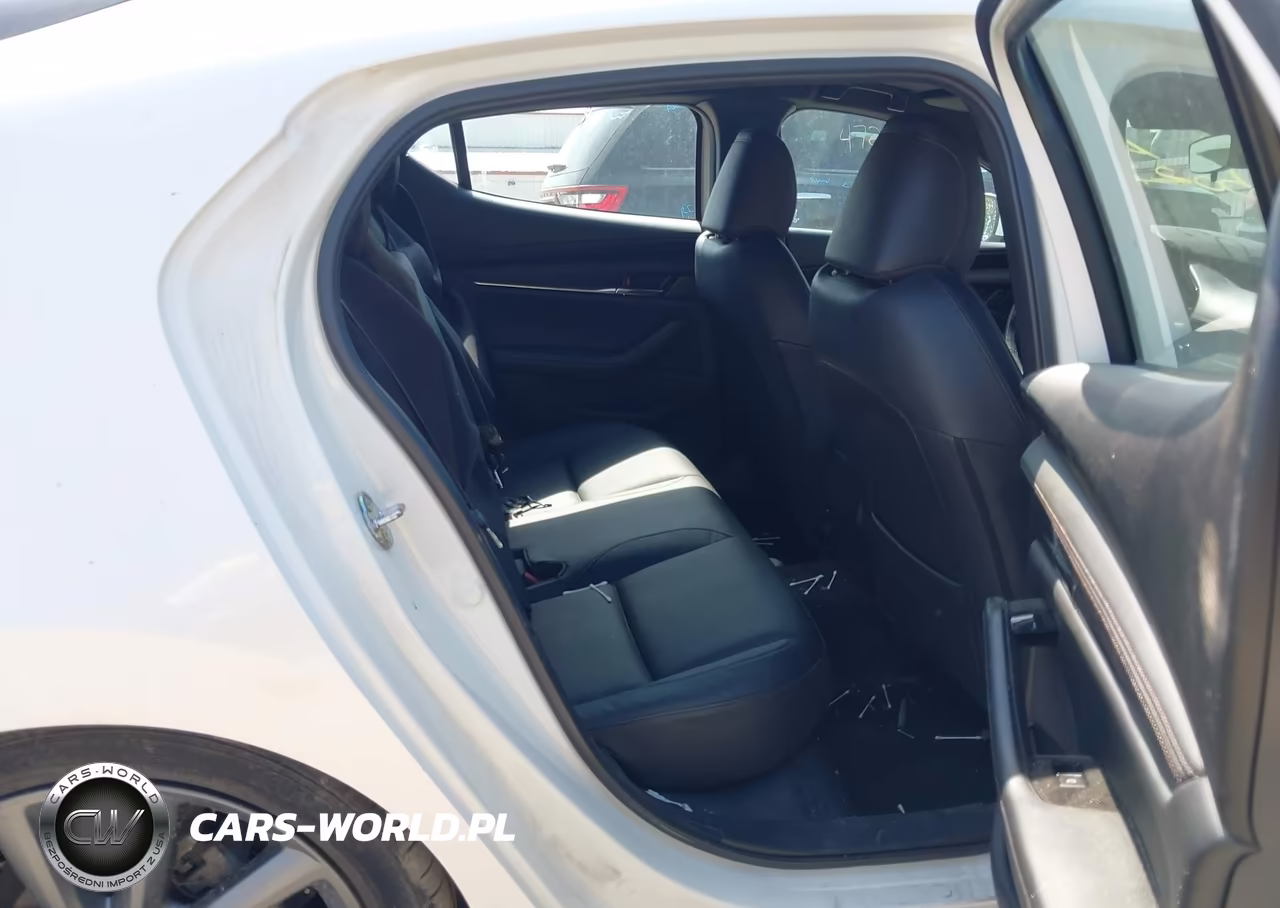 2022 Mazda Mazda3 Preferred VIN:JM1BPALL1N1502758 - 8