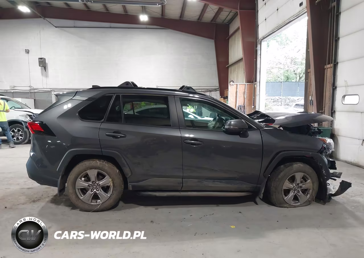 2025 Toyota Rav4 Xle VIN:2T3P1RFV0SW528056 - 13