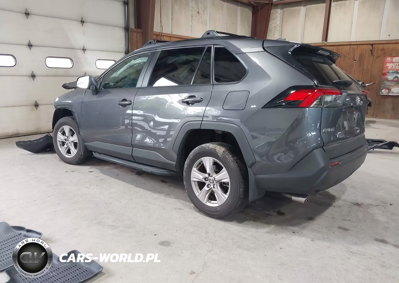 2025 Toyota Rav4 Xle VIN:2T3P1RFV0SW528056 - 3