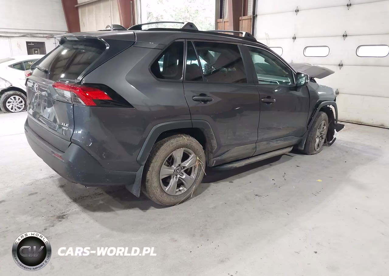 2025 Toyota Rav4 Xle VIN:2T3P1RFV0SW528056 - 4