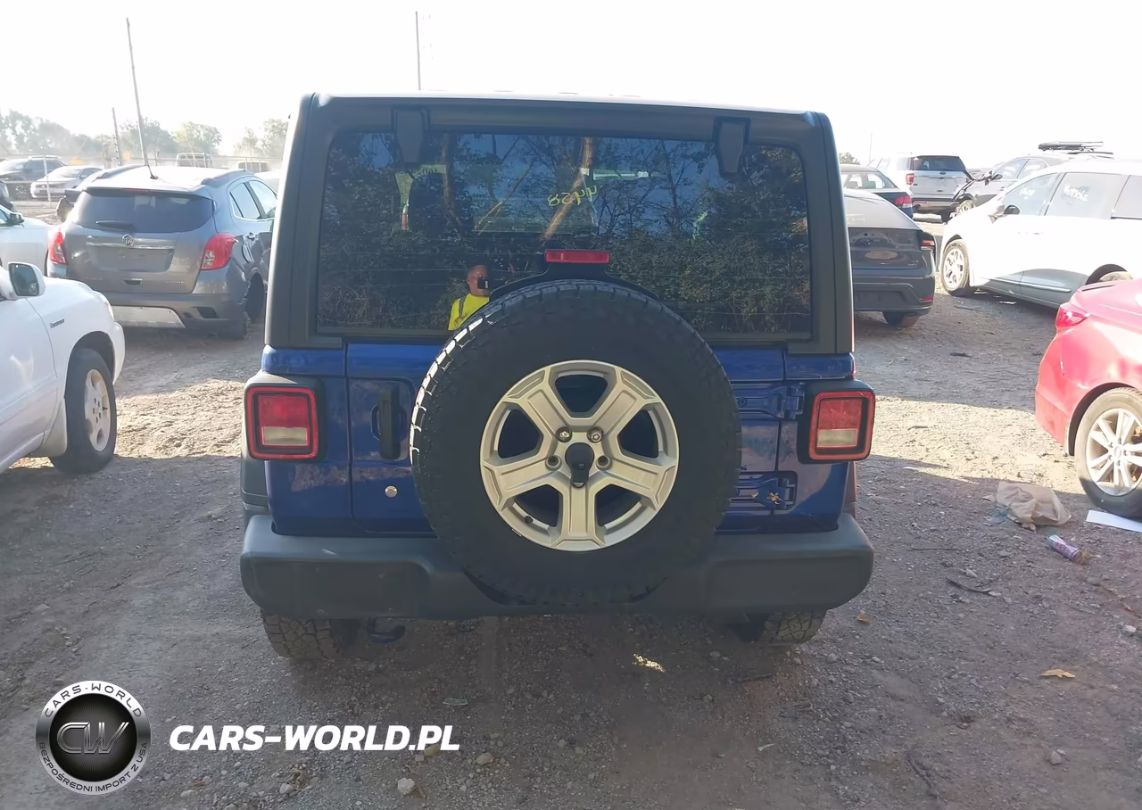 2018 Jeep Wrangler Sport S 4X4 VIN:1C4GJXAN7JW241387 - 16
