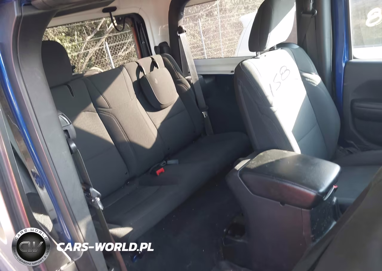 2018 Jeep Wrangler Sport S 4X4 VIN:1C4GJXAN7JW241387 - 8