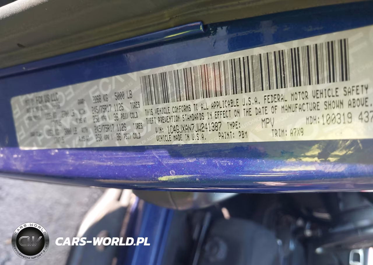2018 Jeep Wrangler Sport S 4X4 VIN:1C4GJXAN7JW241387 - 9