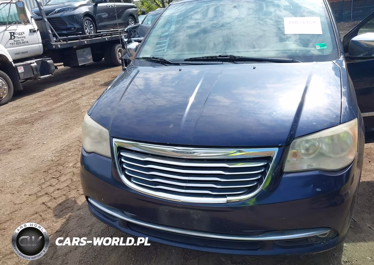 2013 Chrysler Town & Country Touring-L VIN:2C4RC1CG6DR558413 - 6