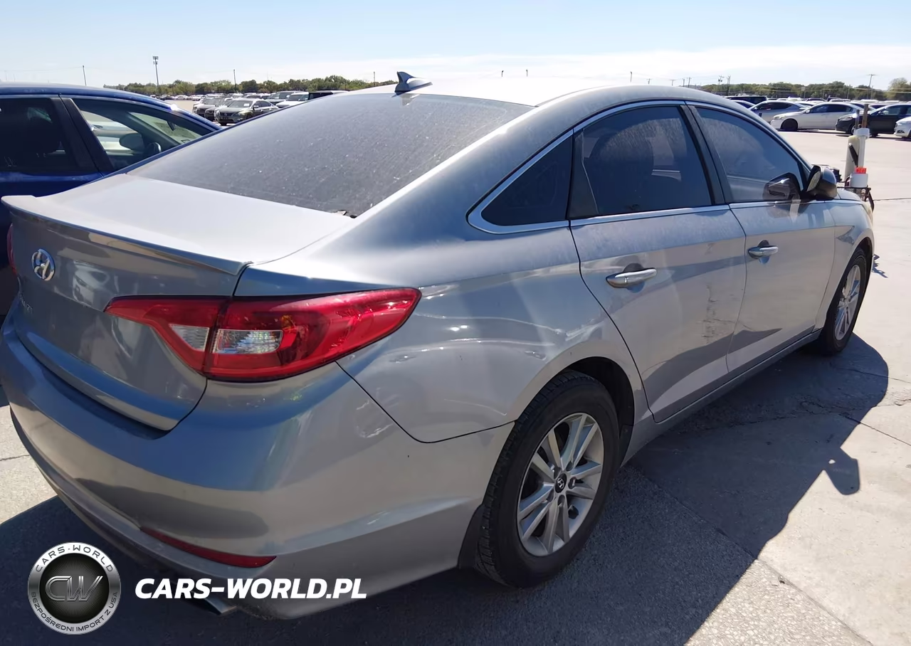 2017 Hyundai Sonata Se VIN:5NPE24AF4HH561049 - 4