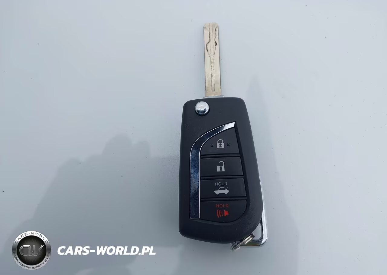 2026 Toyota Corolla Le VIN:JTDB4MEE8T3033906 - 11