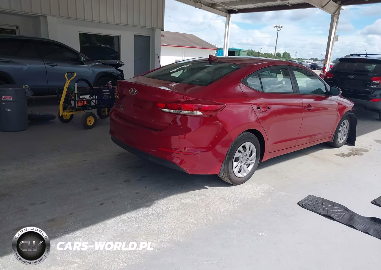 2017 Hyundai Elantra Se VIN:5NPD74LF8HH076746 - 4