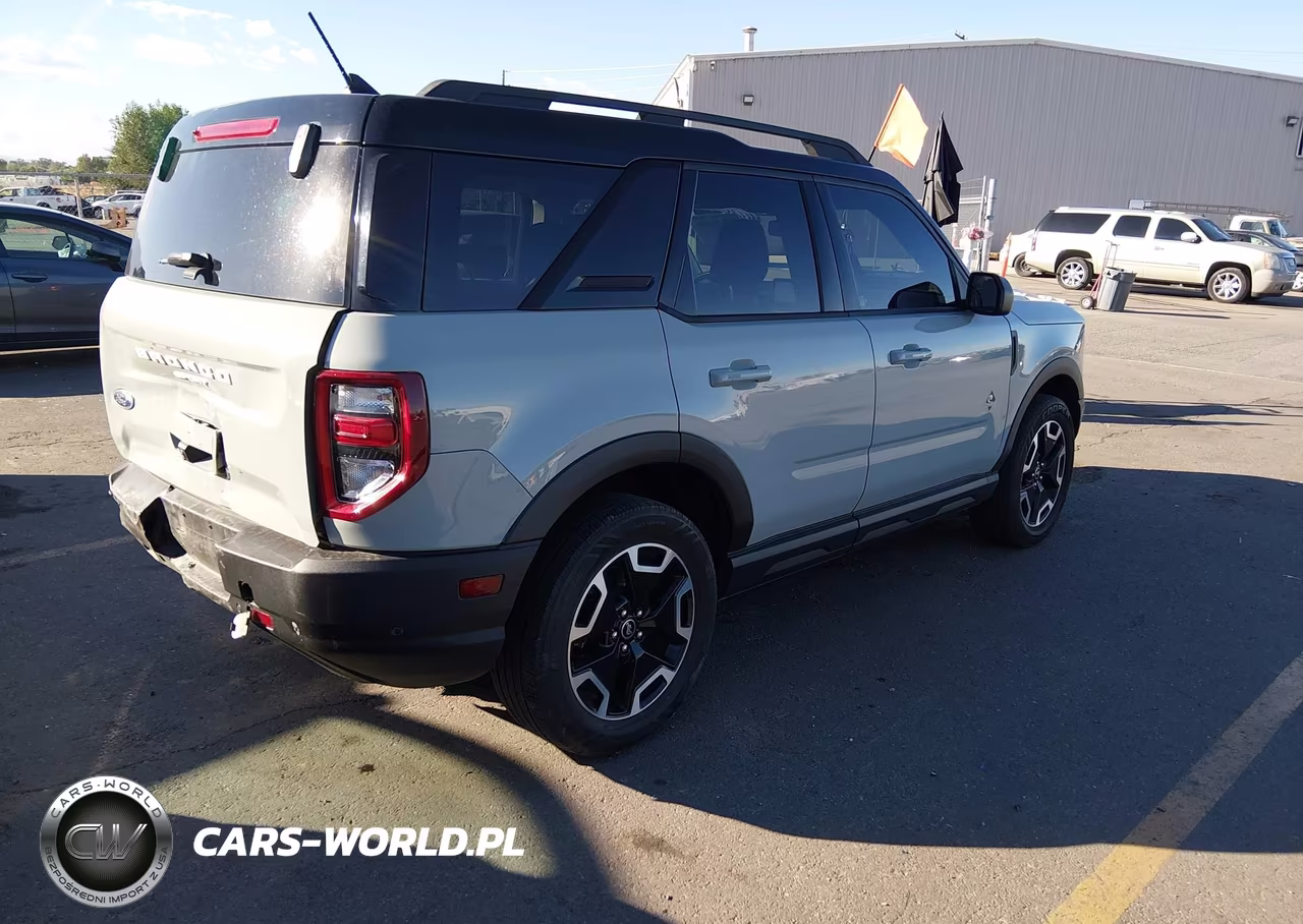 2021 Ford Bronco Sport Outer Banks VIN:3FMCR9C64MRB00188 - 4