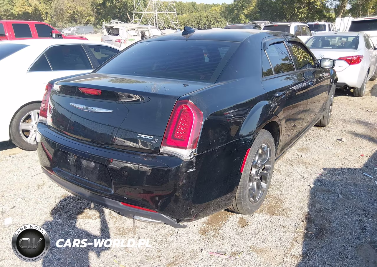 2017 Chrysler 300 300S Awd VIN:2C3CCAGG4HH534871 - 4