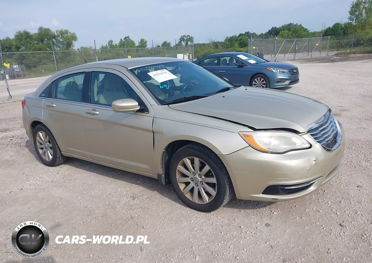 2011 Chrysler 200 Touring VIN:1C3BC1FB5BN521109 - 1