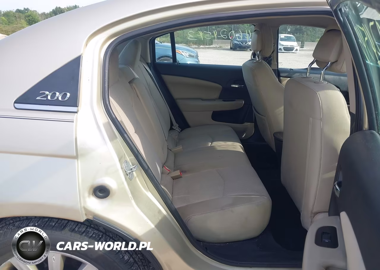 2011 Chrysler 200 Touring VIN:1C3BC1FB5BN521109 - 8