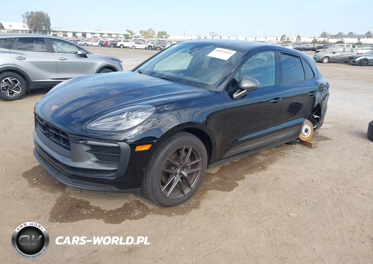 2023 Porsche Macan T VIN:WP1AA2A55PLB07639 - 2