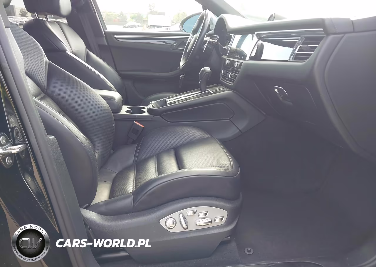 2023 Porsche Macan T VIN:WP1AA2A55PLB07639 - 5