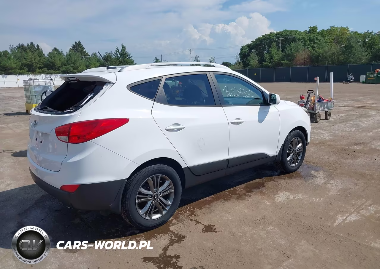 2014 Hyundai Tucson Se VIN:KM8JU3AG9EU858908 - 4