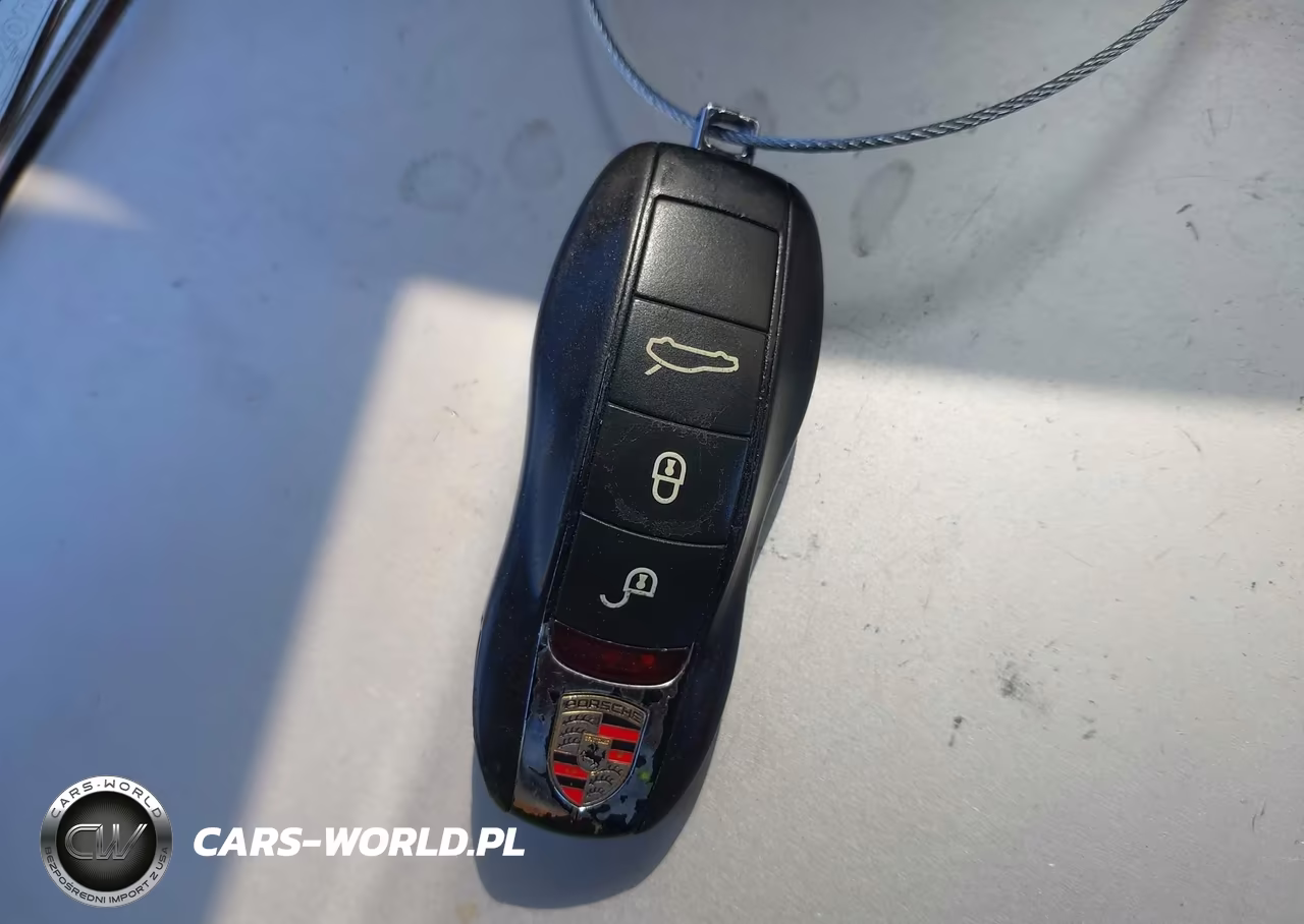 2011 Porsche Panamera 4 VIN:WP0AA2A71BL018372 - 11