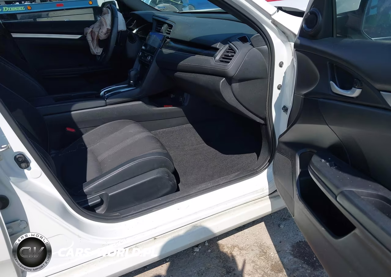 2019 Honda Civic Sport VIN:2HGFC2F89KH508221 - 5
