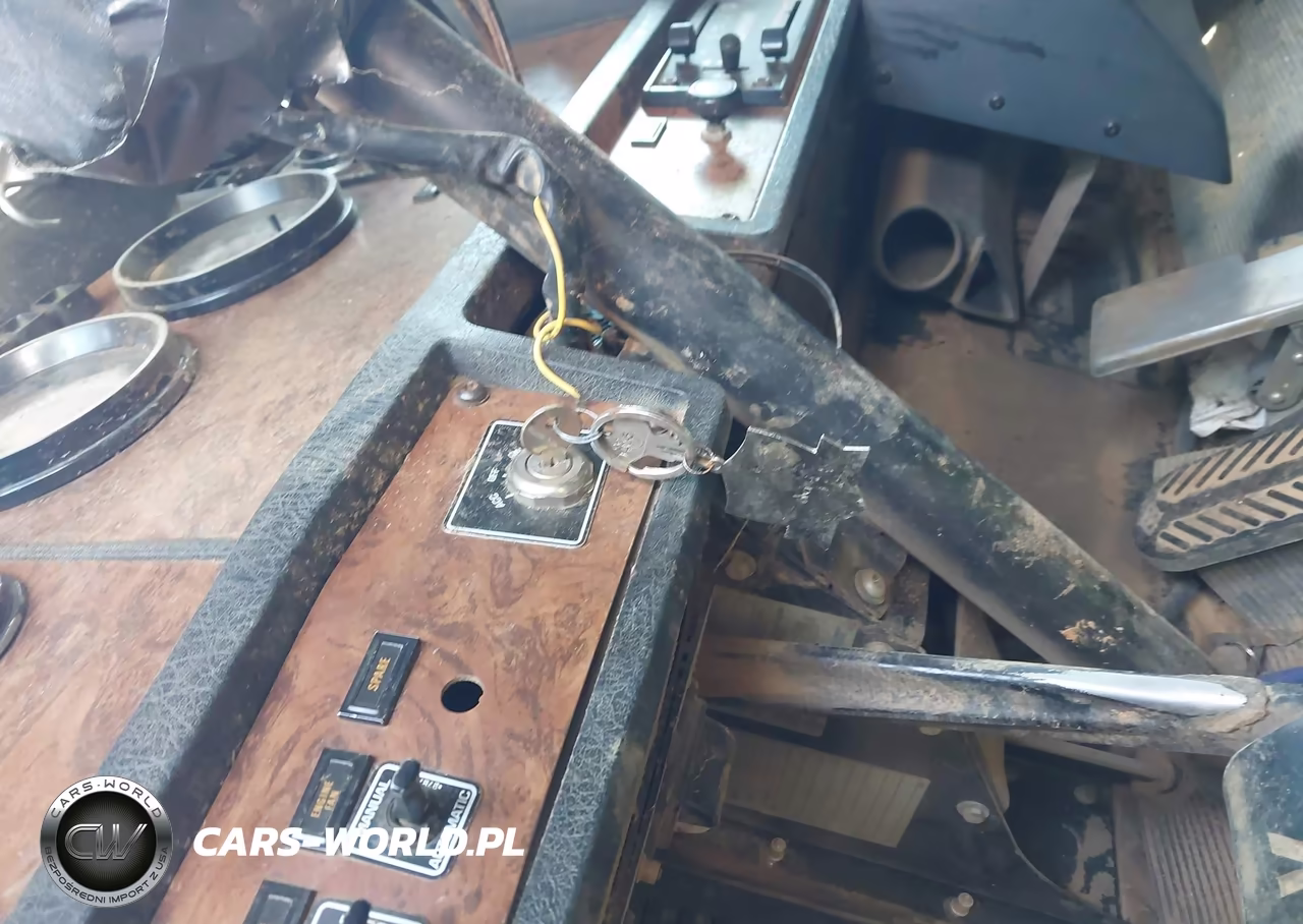 1999 Kenworth Construction T800 VIN:1NKDLB0X9XR815643 - 11