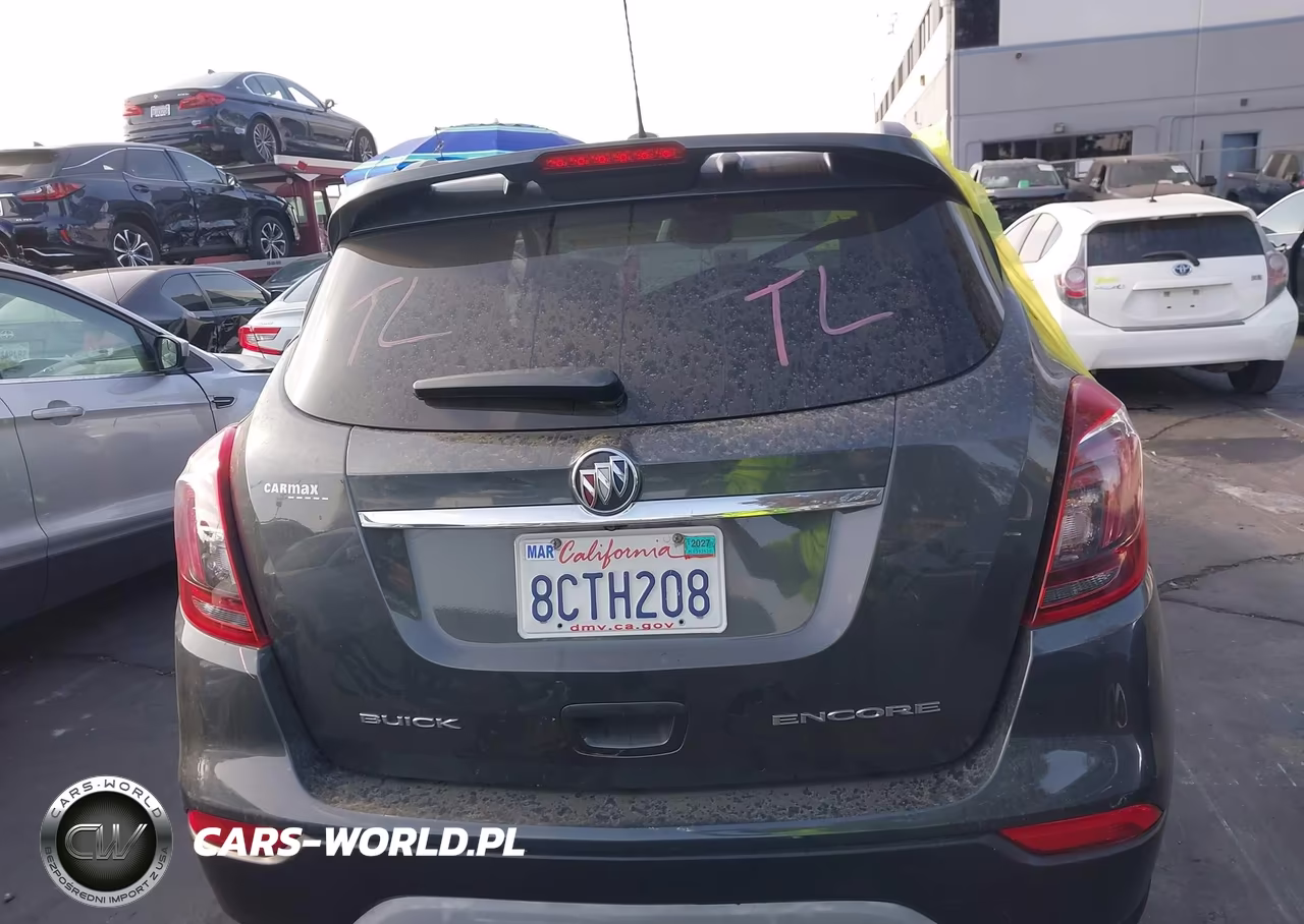 2018 Buick Encore Sport Touring VIN:KL4CJ1SB8JB582511 - 17