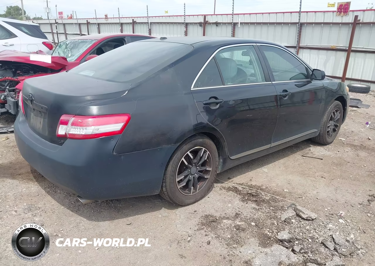 2011 Toyota Camry Xle VIN:4T4BF3EK9BR205333 - 4