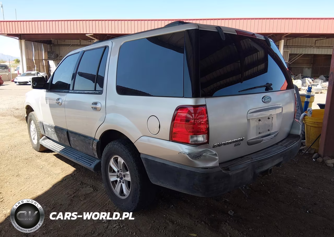 2004 Ford Expedition Xlt VIN:1FMRU15W44LA02056 - 3