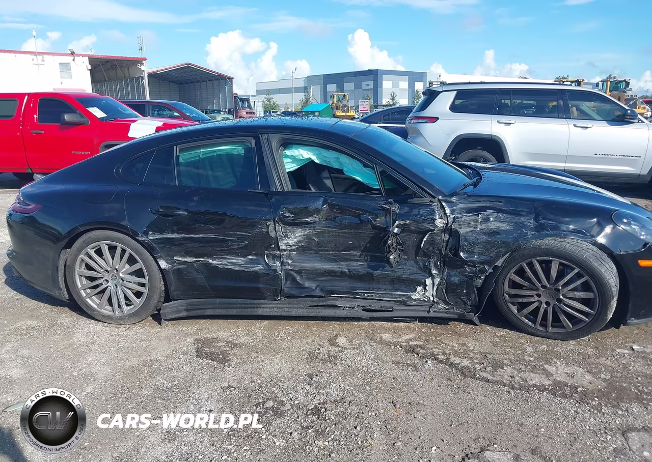 2017 Porsche Panamera 4 VIN:WP0AA2A74HL100721 - 13