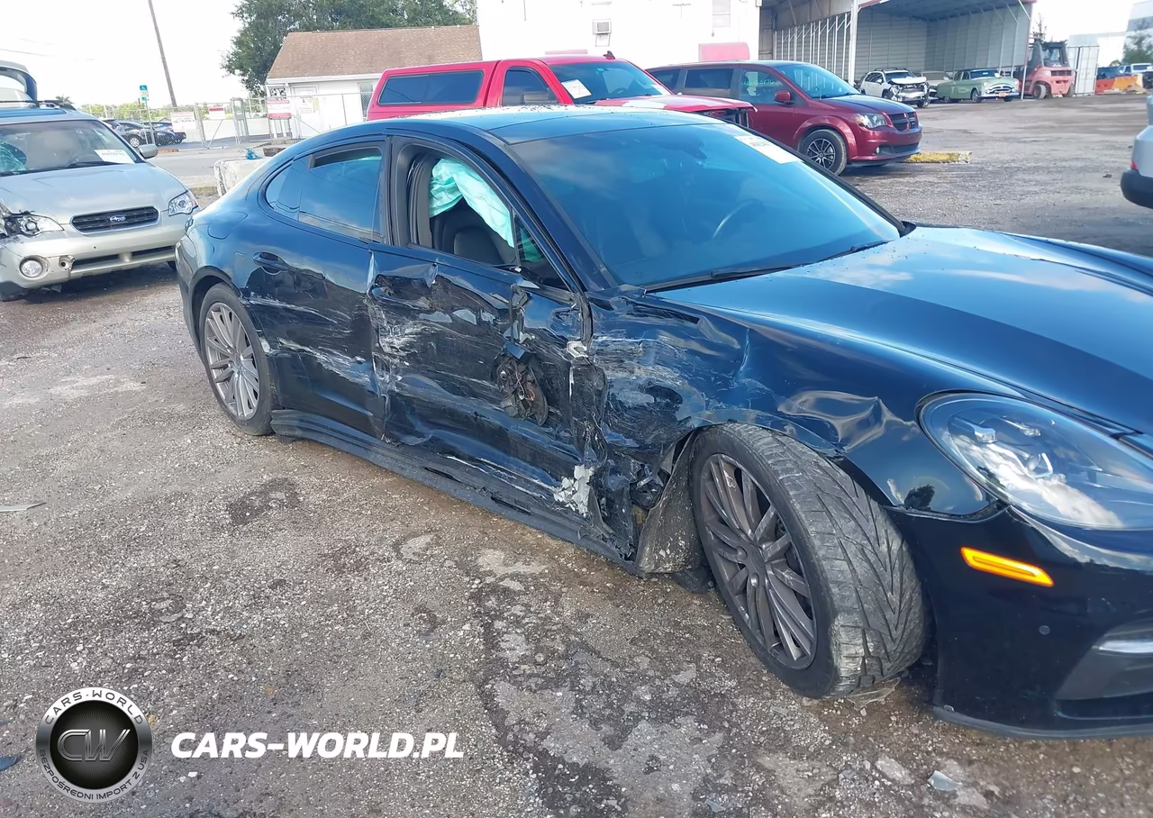 2017 Porsche Panamera 4 VIN:WP0AA2A74HL100721 - 6