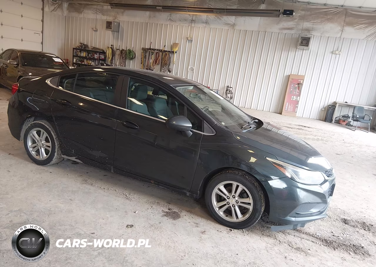 2017 Chevrolet Cruze Lt Auto VIN:1G1BE5SM1H7134065 - 1
